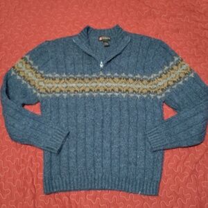 Industrial Exchange Men's Large Classic Blue And Tan Sweater